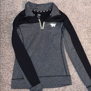 Women’s zip up